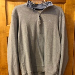 Vineyard Vines pull-over